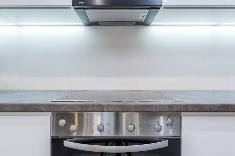 White goods & appliance